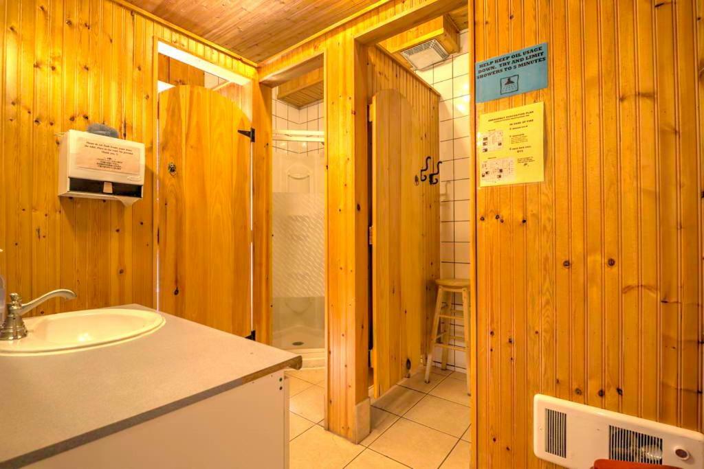 Hi Charlottetown Backpacker'S Inn المظهر الخارجي الصورة